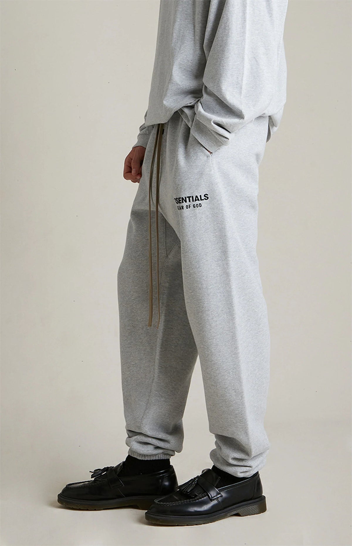 Fear Of God Essentials Sweatpants Fleece Light Heather Gray 24FW