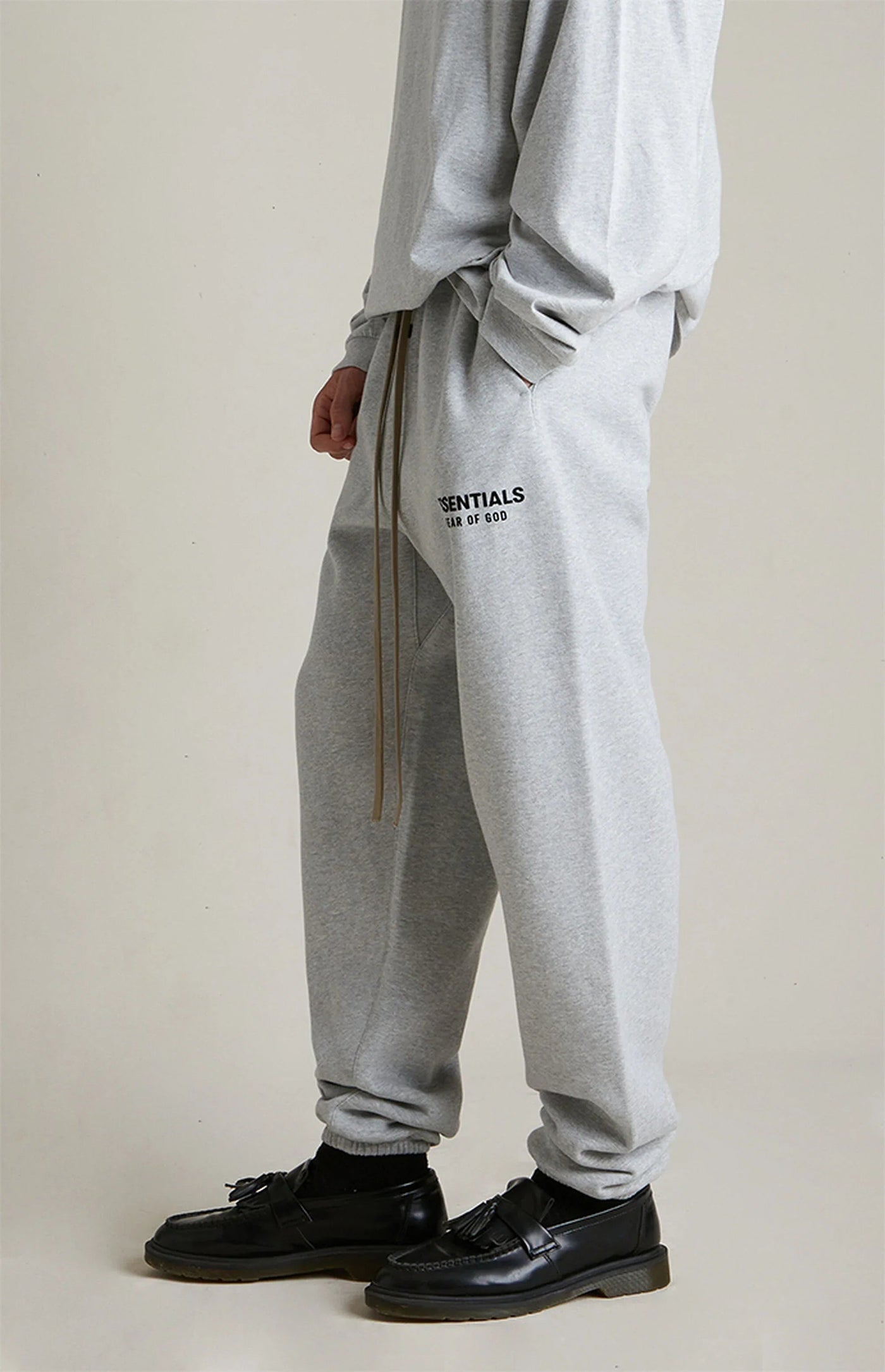 Fear Of God Essentials Sweatpants Fleece Light Heather Gray 24FW